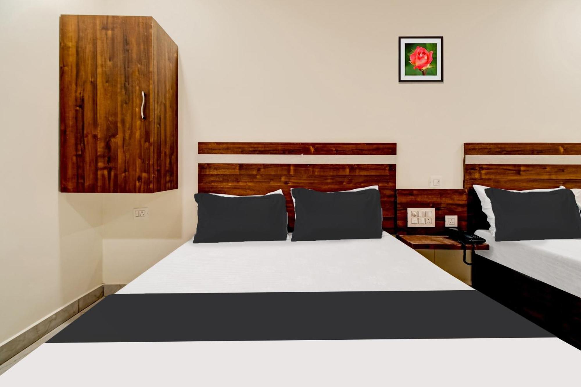 Hotel O Leela Elite Vijayawāda エクステリア 写真